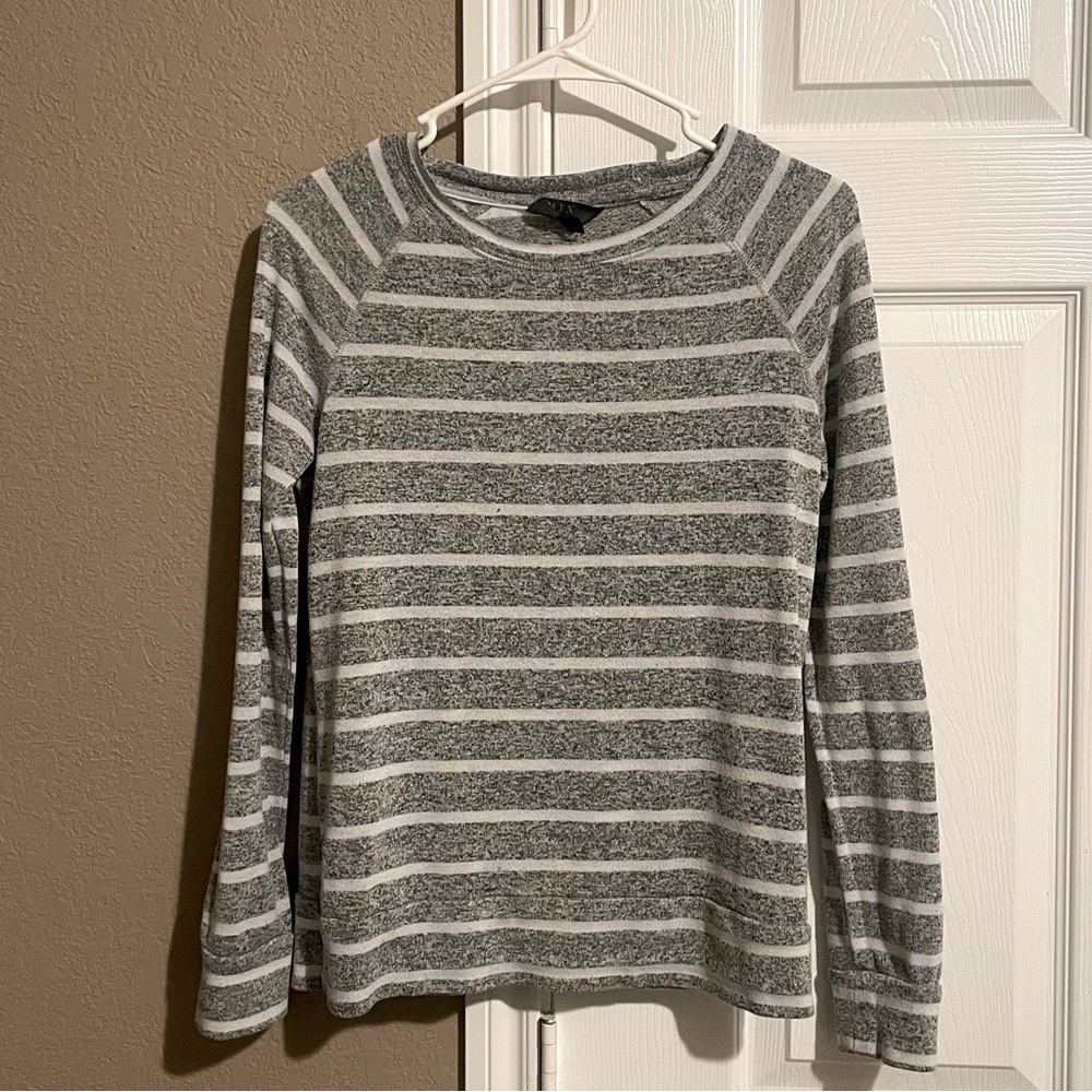 Striped Long Sleeve Shirt 🤍✨